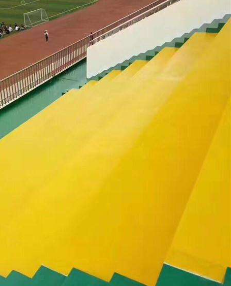白茅湖农场球场台阶翻新修补改造
